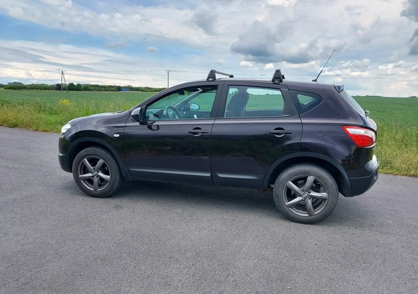 Nissan Qashqai cena 31000 przebieg: 205000, rok produkcji 2011 z Żuromin małe 121